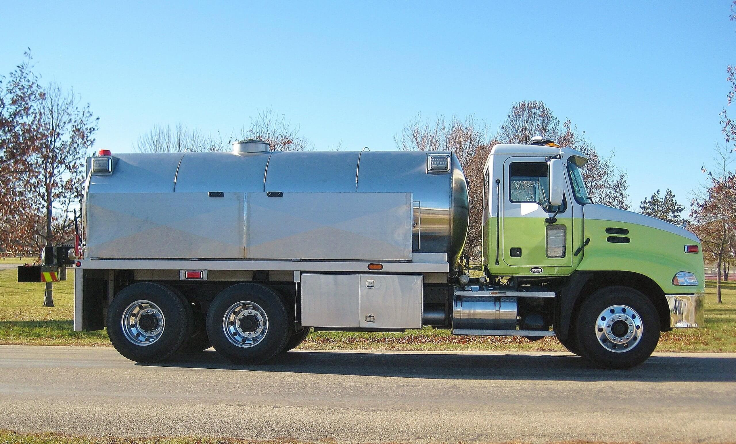 Westminster FD welcomed this new Commander Series tanker truck.
