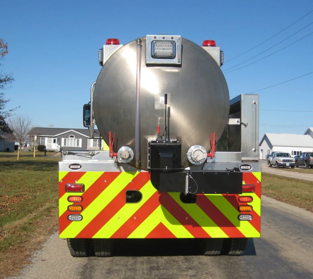 Image from the rear of the Commander Series truck.