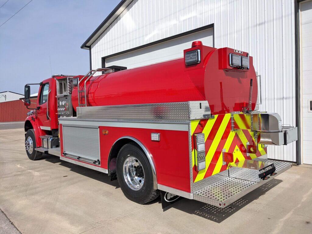 side back profile of dominator series