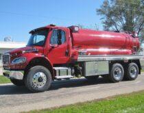 2015 Freightliner M2-106